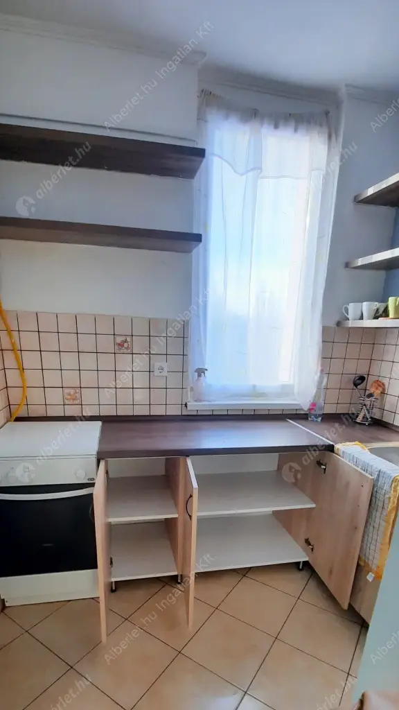 Kiadó albérlet 150000 Ft/hó áron: Budapest, XVI. kerület  Vívó utca. Mérete: 34 nm, 1 szobás | Alberlet.hu - 6624703