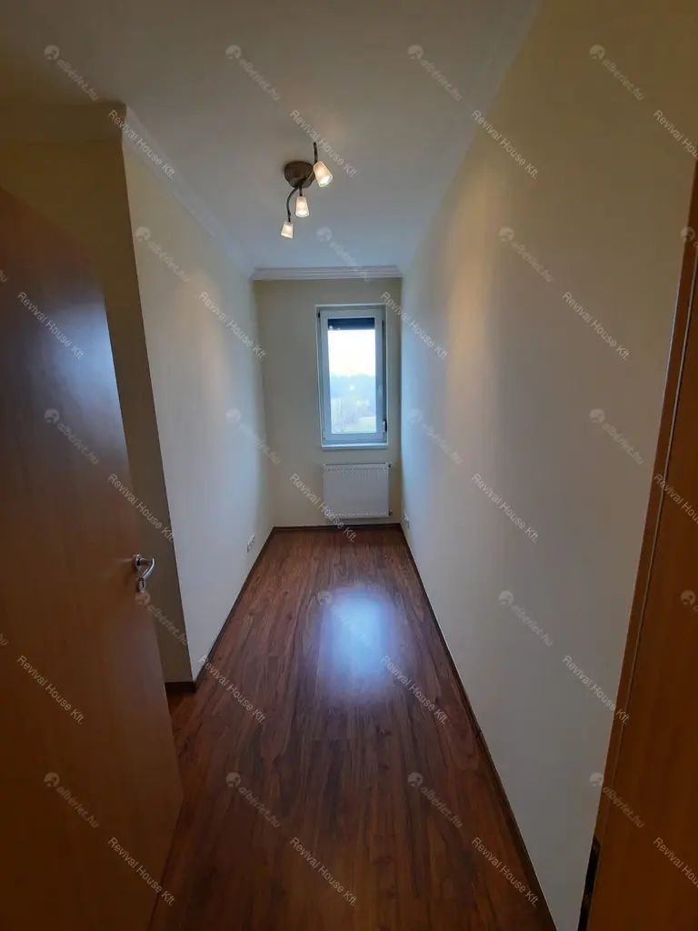 Kiadó albérlet 360000 Ft/hó áron: Budapest, XVII. kerület  515. utca. Mérete: 80 nm, 3 szobás | Alberlet.hu - 5237657