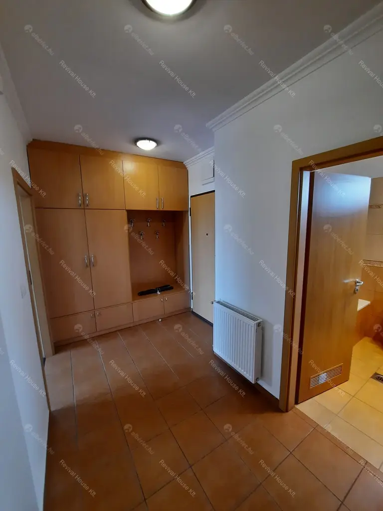 Kiadó albérlet 360000 Ft/hó áron: Budapest, XVII. kerület  515. utca. Mérete: 80 nm, 3 szobás | Alberlet.hu - 5237662