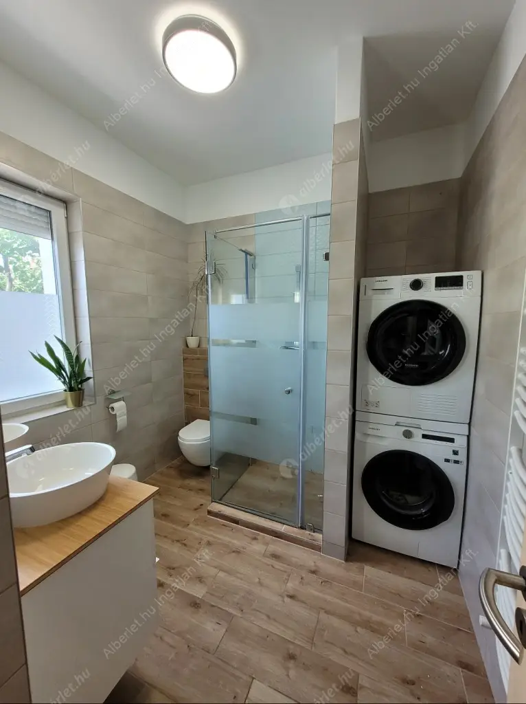 Kiadó albérlet 1500000 Ft/hó áron: Budapest, XVII. kerület  540. utca. Mérete: 220 nm, 8 szobás | Alberlet.hu - 6557008