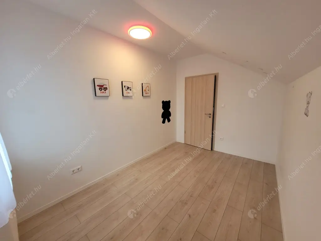 Kiadó albérlet 1500000 Ft/hó áron: Budapest, XVII. kerület  540. utca. Mérete: 220 nm, 8 szobás | Alberlet.hu - 6616048