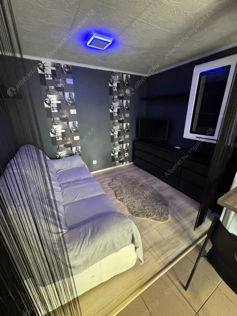 Kiadó albérlet 200000 Ft/hó áron: Budapest, XVII. kerület  Csokonai utca. Mérete: 30 nm, 1 szobás | Alberlet.hu - 6577284