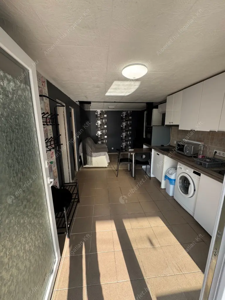 Kiadó albérlet 200000 Ft/hó áron: Budapest, XVII. kerület  Csokonai utca. Mérete: 30 nm, 1 szobás | Alberlet.hu - 6577288