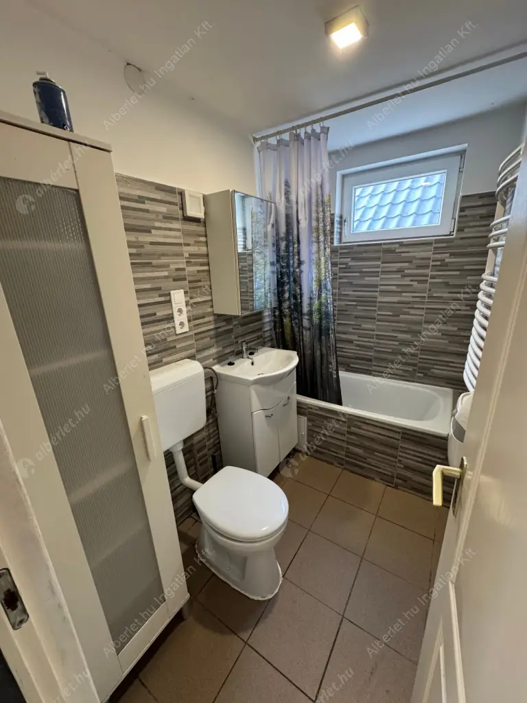 Kiadó albérlet 200000 Ft/hó áron: Budapest, XVII. kerület  Csokonai utca. Mérete: 30 nm, 1 szobás | Alberlet.hu - 6577301