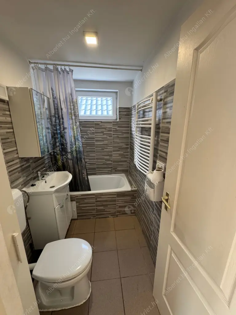 Kiadó albérlet 200000 Ft/hó áron: Budapest, XVII. kerület  Csokonai utca. Mérete: 30 nm, 1 szobás | Alberlet.hu - 6577305