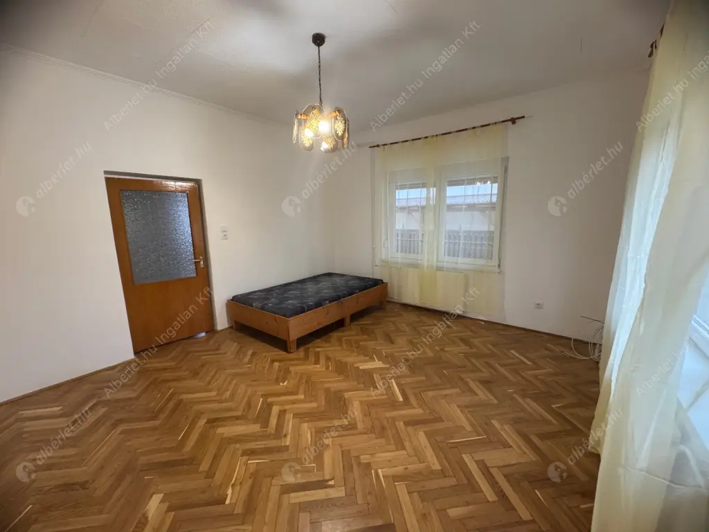 Kiadó albérlet 250000 Ft/hó áron: Budapest, XVII. kerület  Ecsedháza utca. Mérete: 100 nm, 3 szobás | Alberlet.hu - 6598841