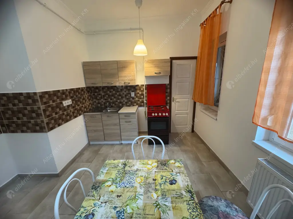 Kiadó albérlet 250000 Ft/hó áron: Budapest, XVII. kerület  Ecsedháza utca. Mérete: 100 nm, 3 szobás | Alberlet.hu - 6603612