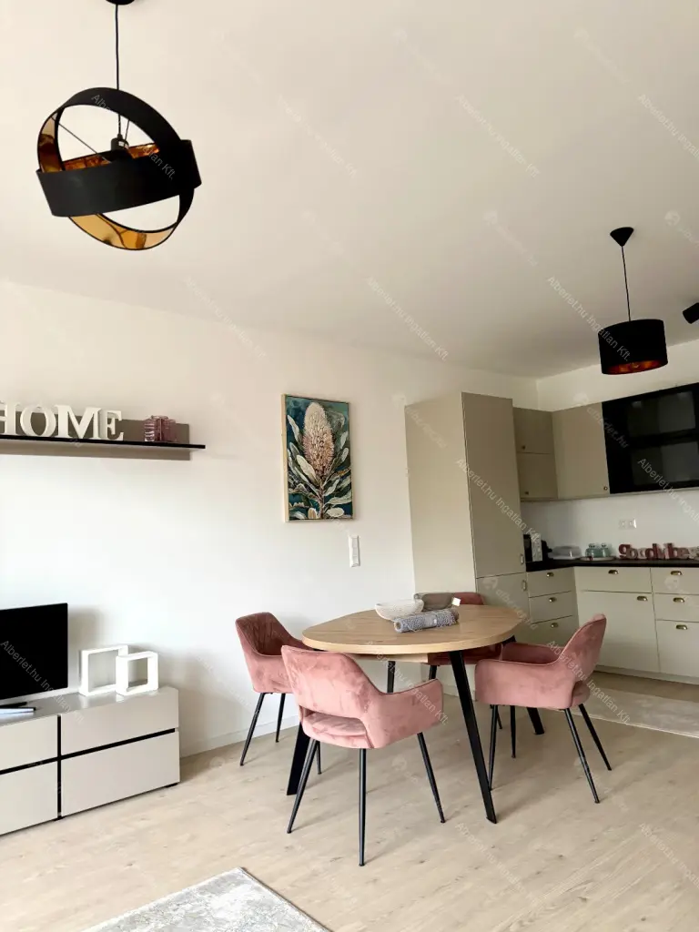 Kiadó albérlet 345000 Ft/hó áron: Budapest, XVII. kerület  Forrásmajori utca. Mérete: 60 nm, 2 szobás | Alberlet.hu - 6692828