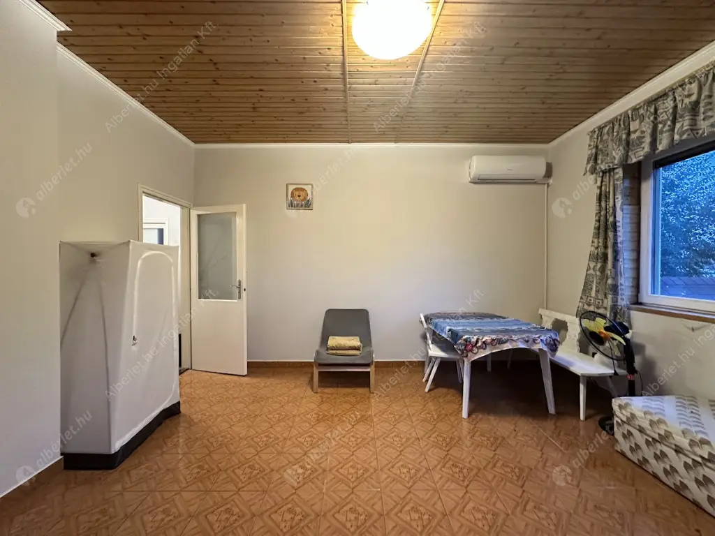 Kiadó albérlet 390000 Ft/hó áron: Budapest, XVII. kerület  Kálnok utca. Mérete: 200 nm, 4 szobás | Alberlet.hu - 6578331