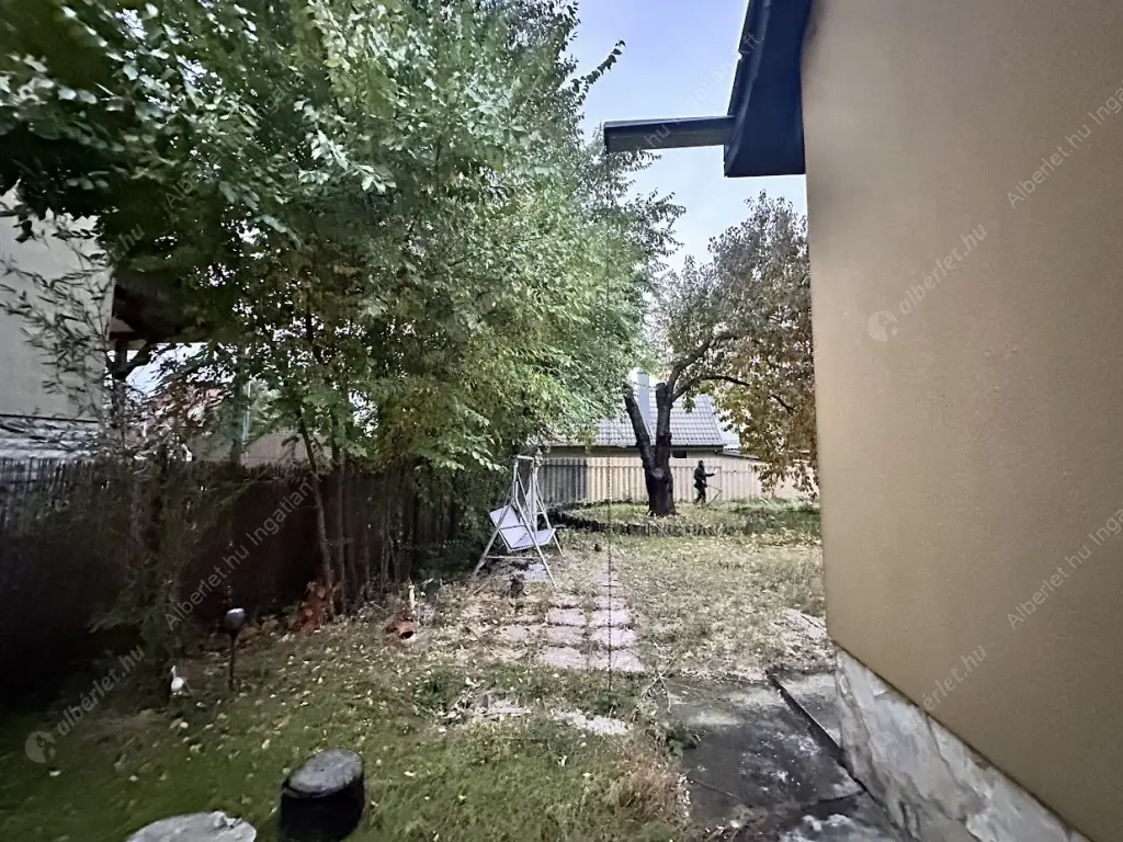 Kiadó albérlet 390000 Ft/hó áron: Budapest, XVII. kerület  Kálnok utca. Mérete: 200 nm, 4 szobás | Alberlet.hu - 6578340