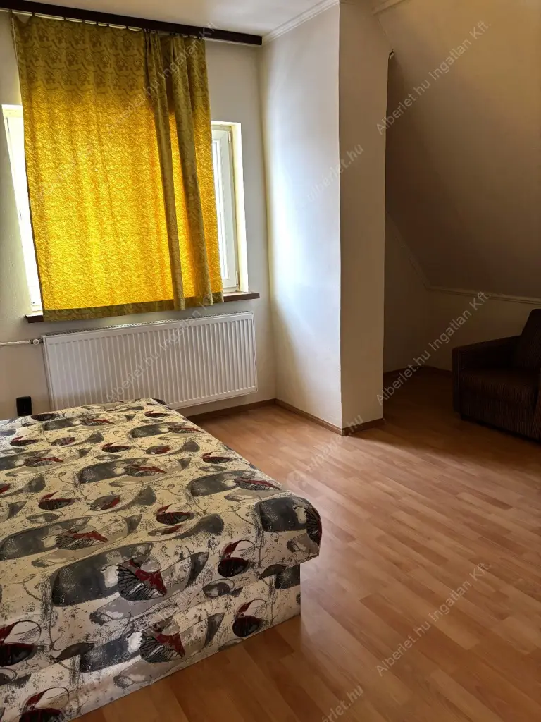 Kiadó albérlet 260000 Ft/hó áron: Budapest, XVII. kerület  Lajosház utca. Mérete: 100 nm, 3 szobás | Alberlet.hu - 6629086