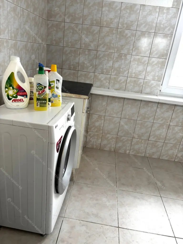 Kiadó albérlet 260000 Ft/hó áron: Budapest, XVII. kerület  Lajosház utca. Mérete: 100 nm, 3 szobás | Alberlet.hu - 6661063