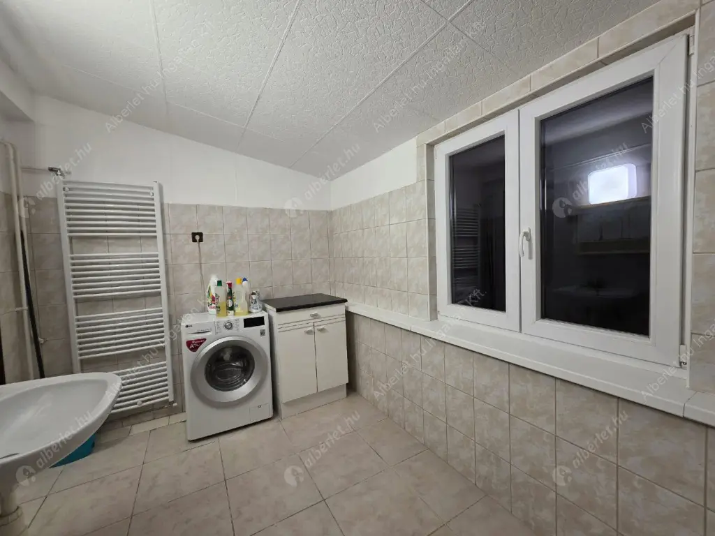 Kiadó albérlet 260000 Ft/hó áron: Budapest, XVII. kerület  Lajosház utca. Mérete: 100 nm, 3 szobás | Alberlet.hu - 6639126