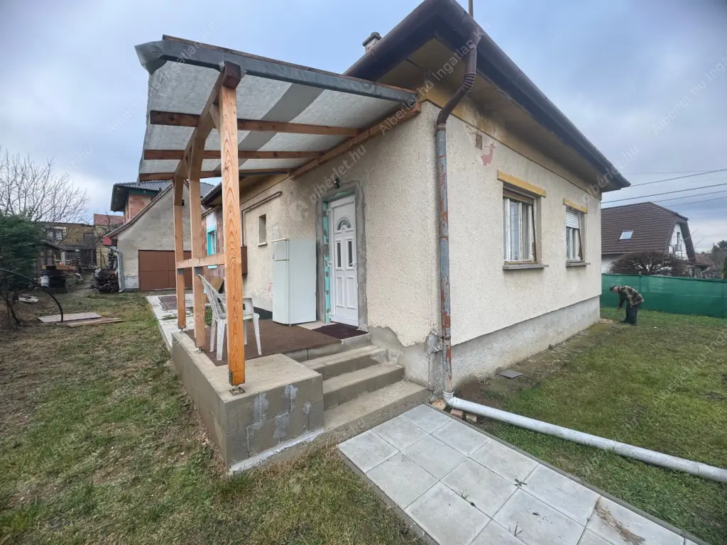 Kiadó albérlet 170000 Ft/hó áron: Budapest, XVII. kerület  Tálpatak utca. Mérete: 30 nm, 1 szobás | Alberlet.hu - 6603588