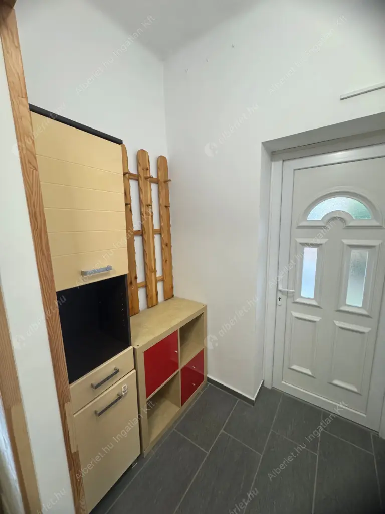 Kiadó albérlet 170000 Ft/hó áron: Budapest, XVII. kerület  Tálpatak utca. Mérete: 30 nm, 1 szobás | Alberlet.hu - 6603595