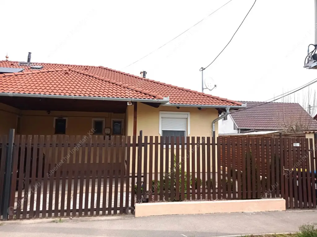 Kiadó albérlet 290000 Ft/hó áron: Budapest, XVIII. kerület  Ady Endre utca. Mérete: 42 nm, 2 szobás | Alberlet.hu - 6617597