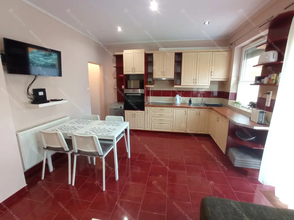 Kiadó albérlet 290000 Ft/hó áron: Budapest, XVIII. kerület  Ady Endre utca. Mérete: 42 nm, 2 szobás | Alberlet.hu - 6647105