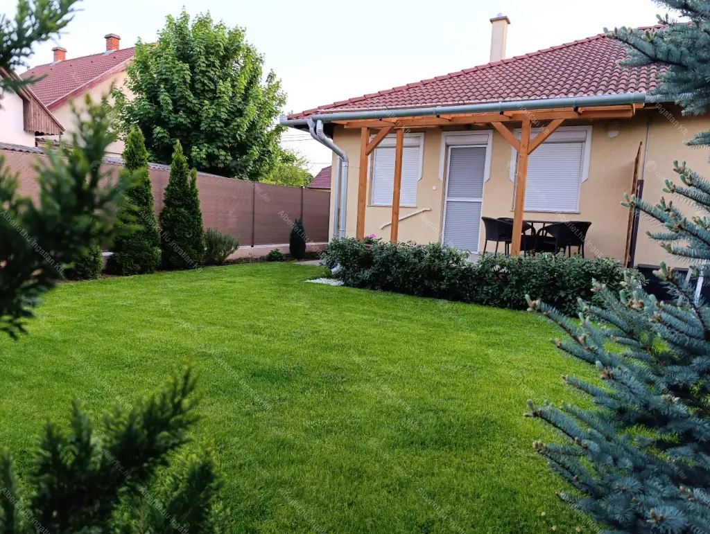 Kiadó albérlet 290000 Ft/hó áron: Budapest, XVIII. kerület  Ady Endre utca. Mérete: 42 nm, 2 szobás | Alberlet.hu - 6647123