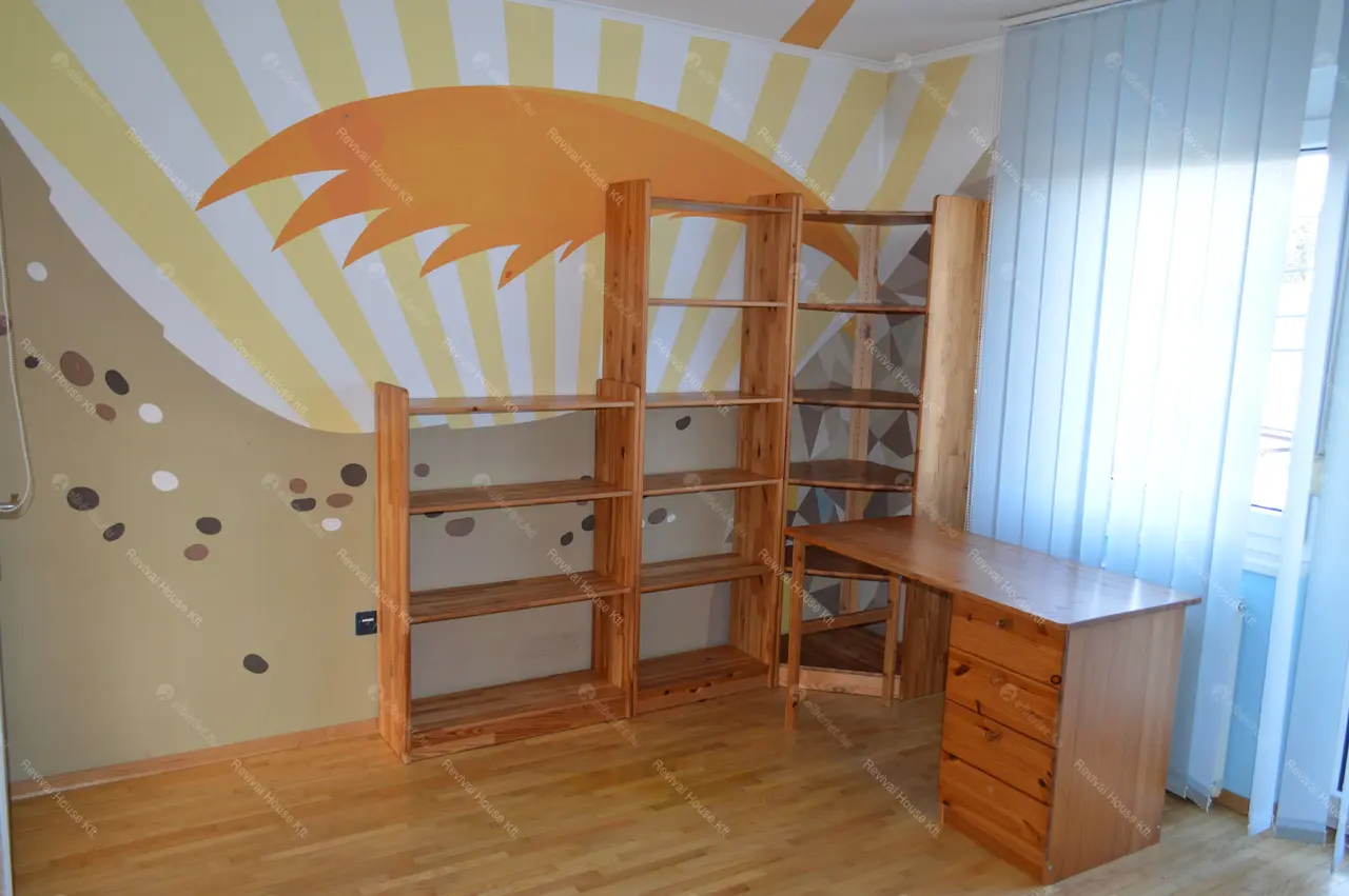 Kiadó albérlet 650000 Ft/hó áron: Budapest, XVIII. kerület  Bókay Árpád utca. Mérete: 280 nm, 8 szobás | Alberlet.hu - 4679941