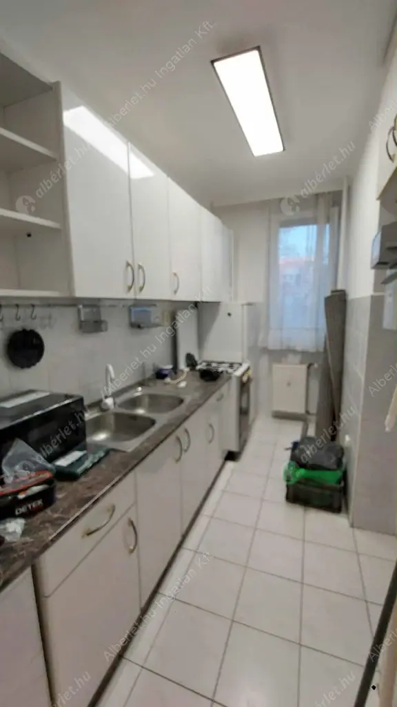 Kiadó albérlet 180000 Ft/hó áron: Budapest, XVIII. kerület  Dolgozó út. Mérete: 51 nm, 1 szobás | Alberlet.hu - 6574940