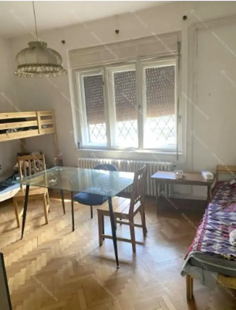 Kiadó albérlet 900000 Ft/hó áron: Budapest, XVIII. kerület  Gyömrői út. Mérete: 150 nm, 6 szobás | Alberlet.hu - 6654472