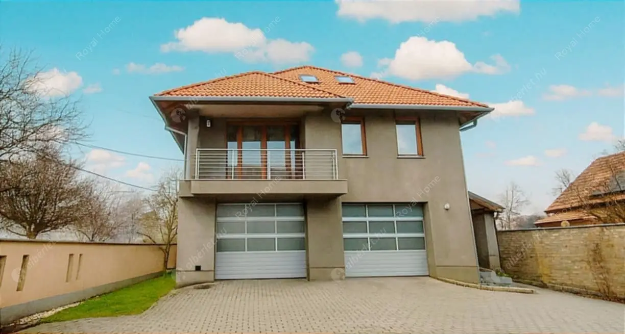 Kiadó albérlet 260000 Ft/hó áron: Budapest, XVIII. kerület  István utca. Mérete: 90 nm, 4 szobás | Alberlet.hu - 6601128