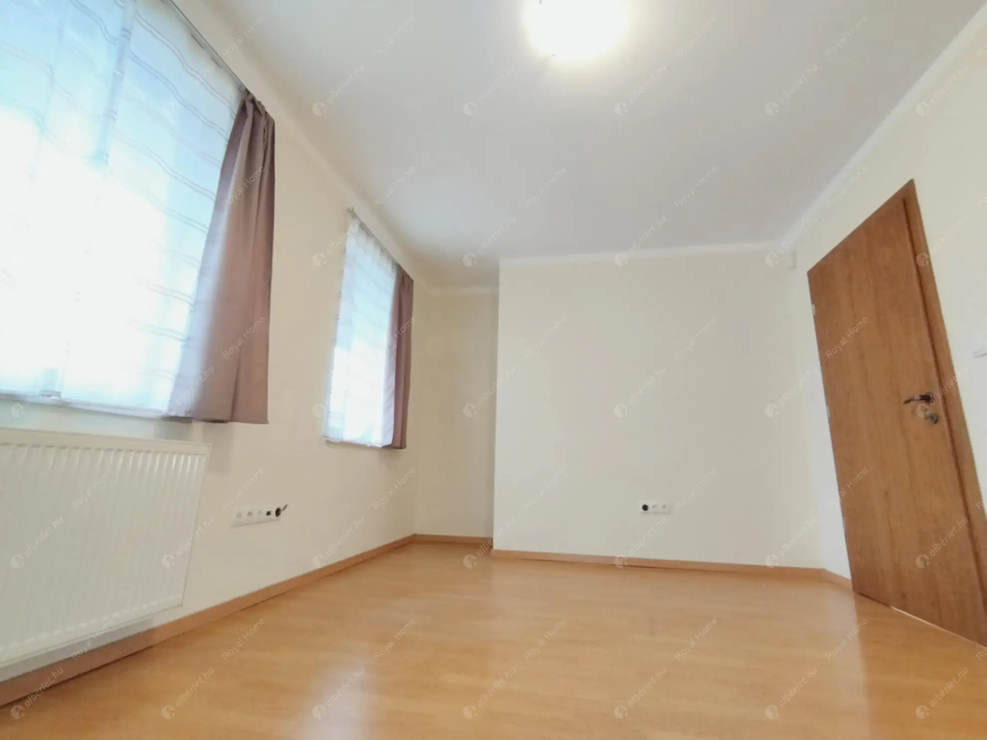 Kiadó albérlet 260000 Ft/hó áron: Budapest, XVIII. kerület  István utca. Mérete: 90 nm, 4 szobás | Alberlet.hu - 6601144