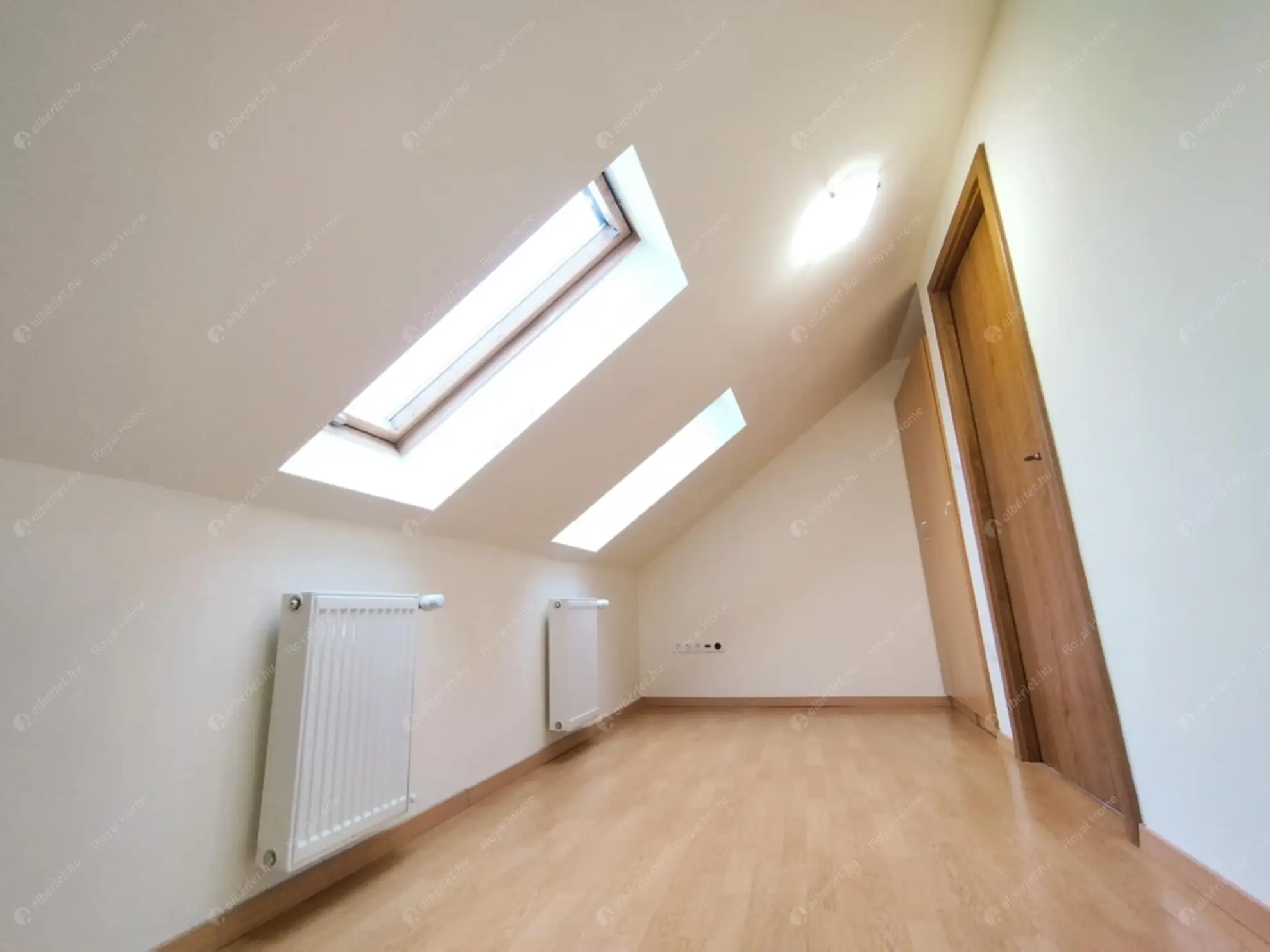 Kiadó albérlet 260000 Ft/hó áron: Budapest, XVIII. kerület  István utca. Mérete: 90 nm, 4 szobás | Alberlet.hu - 6601145