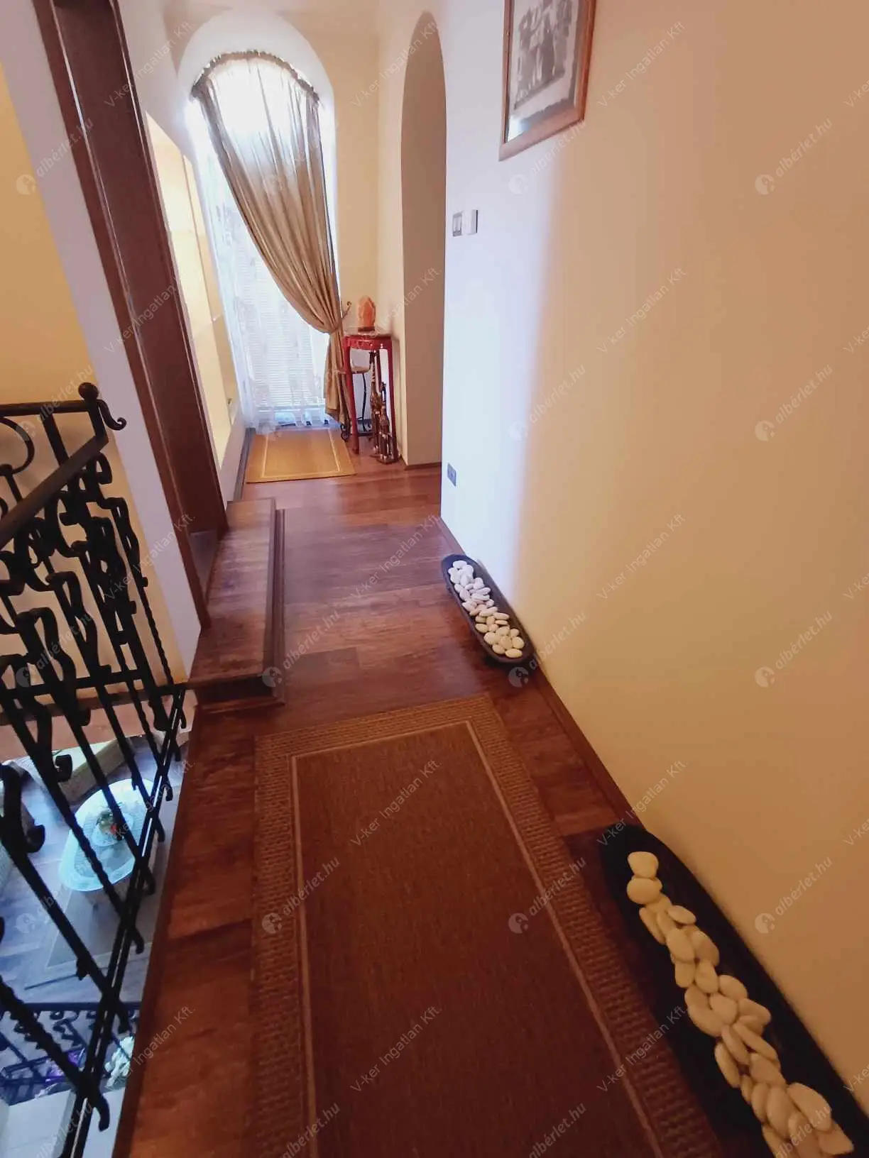 Kiadó albérlet 450000 Ft/hó áron: Budapest, XVIII. kerület  Kerékkötő . Mérete: 300 nm, 5 szobás | Alberlet.hu - 6049966