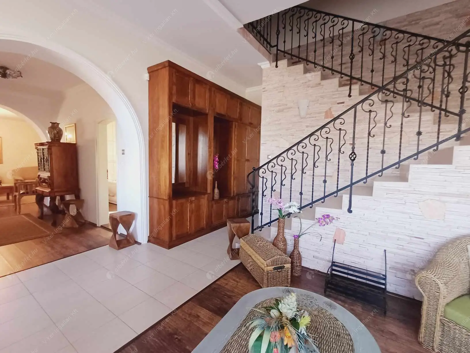 Kiadó albérlet 450000 Ft/hó áron: Budapest, XVIII. kerület  Kerékkötő . Mérete: 300 nm, 5 szobás | Alberlet.hu - 6049969