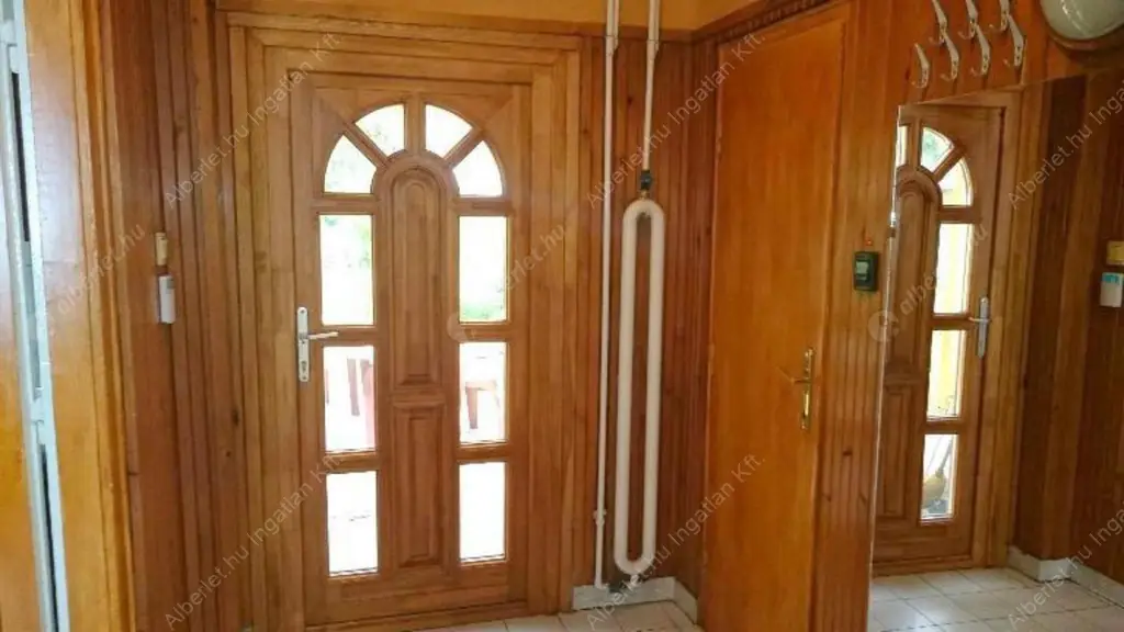 Kiadó albérlet 350000 Ft/hó áron: Budapest, XVIII. kerület  Nemes utca. Mérete: 123 nm, 5 szobás | Alberlet.hu - 6590568