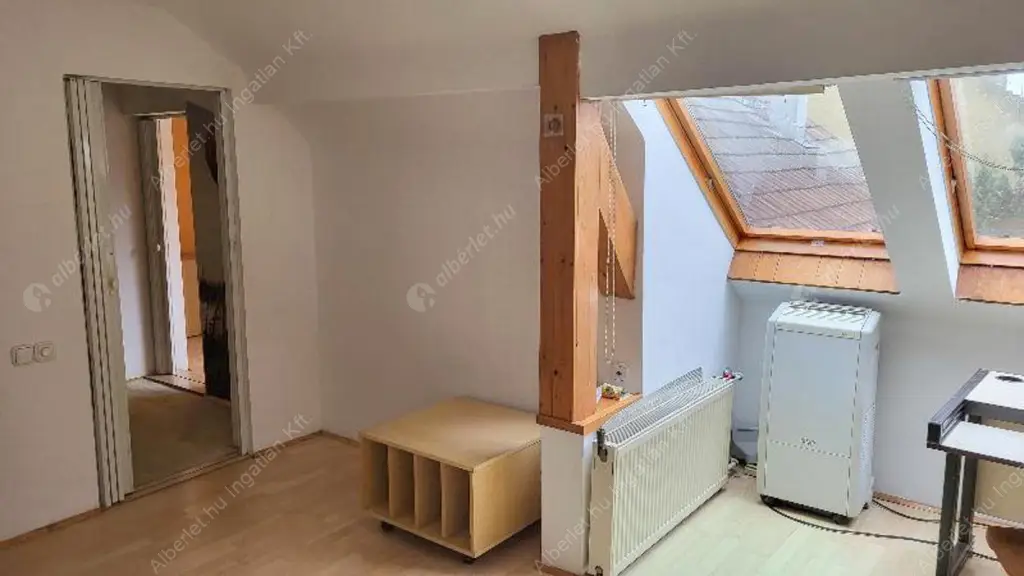 Kiadó albérlet 350000 Ft/hó áron: Budapest, XVIII. kerület  Nemes utca. Mérete: 123 nm, 5 szobás | Alberlet.hu - 6590571