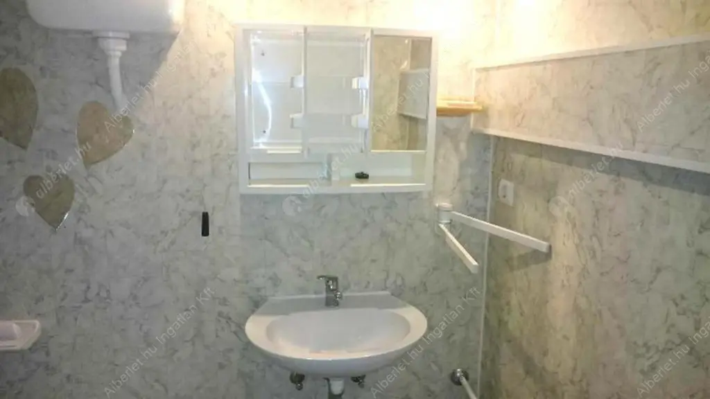 Kiadó albérlet 350000 Ft/hó áron: Budapest, XVIII. kerület  Nemes utca. Mérete: 123 nm, 5 szobás | Alberlet.hu - 6590578