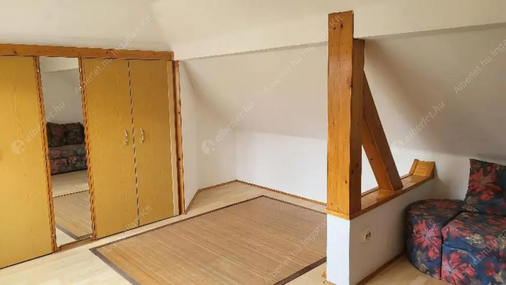 Kiadó albérlet 350000 Ft/hó áron: Budapest, XVIII. kerület  Nemes utca. Mérete: 123 nm, 5 szobás | Alberlet.hu - 6595030