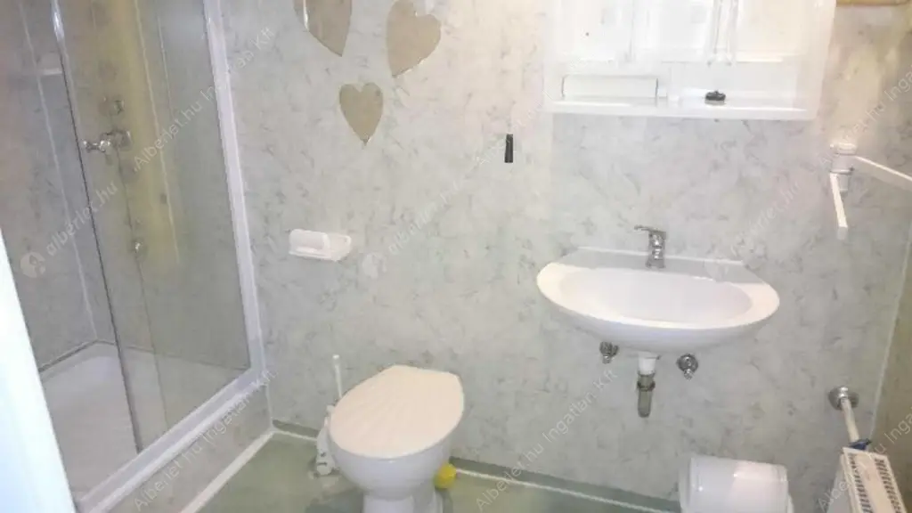 Kiadó albérlet 350000 Ft/hó áron: Budapest, XVIII. kerület  Nemes utca. Mérete: 123 nm, 5 szobás | Alberlet.hu - 6595045