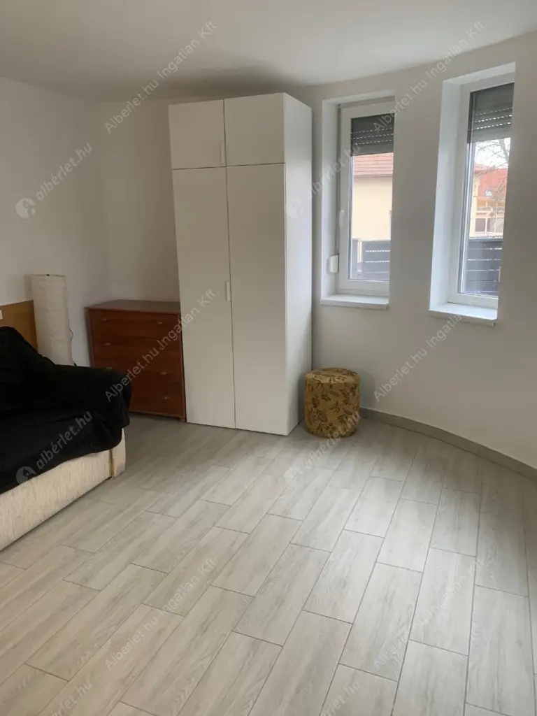 Kiadó albérlet 160000 Ft/hó áron: Budapest, XVIII. kerület  Nyíregyháza utca. Mérete: 36 nm, 1 szobás | Alberlet.hu - 6614054