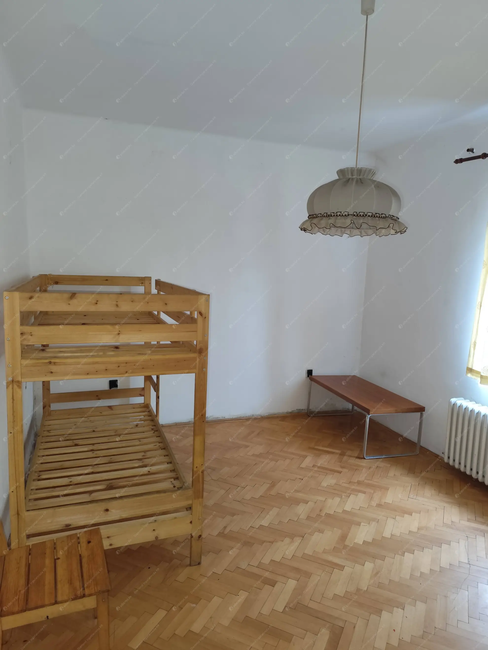 Kiadó albérlet 800000 Ft/hó áron: Budapest, XVIII. kerület  Õrs utca. Mérete: 150 nm, 6 szobás | Alberlet.hu - 6612631