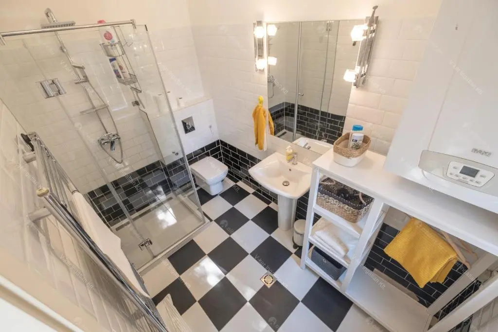 Kiadó albérlet 780000 Ft/hó áron: Budapest, XVIII. kerület  Székelyudvarhely utca. Mérete: 150 nm, 5 szobás | Alberlet.hu - 6662155