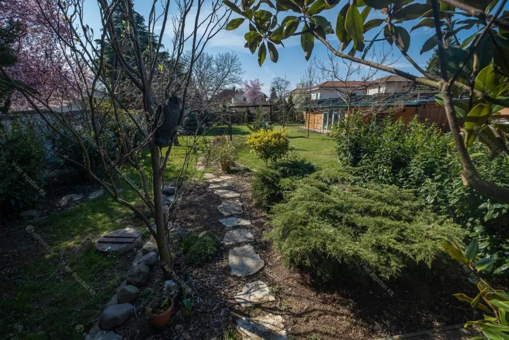 Kiadó albérlet 780000 Ft/hó áron: Budapest, XVIII. kerület  Székelyudvarhely utca. Mérete: 150 nm, 5 szobás | Alberlet.hu - 6662167