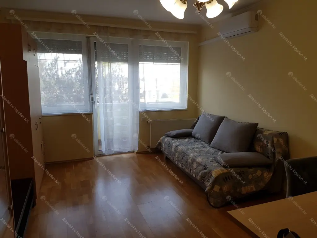 Kiadó albérlet 240000 Ft/hó áron: Budapest, XVIII. kerület  Szent Lőrinc sétány. Mérete: 49 nm, 2 szobás | Alberlet.hu - 6697582