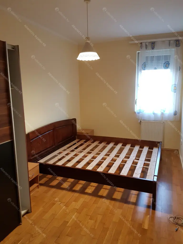 Kiadó albérlet 240000 Ft/hó áron: Budapest, XVIII. kerület  Szent Lőrinc sétány. Mérete: 49 nm, 2 szobás | Alberlet.hu - 6697584