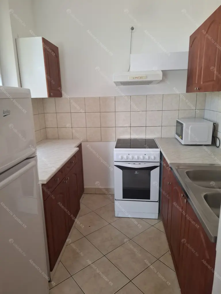 Kiadó albérlet 230000 Ft/hó áron: Budapest, XVIII. kerület  Szent Lőrinc sétány. Mérete: 51 nm, 2 szobás | Alberlet.hu - 6702837