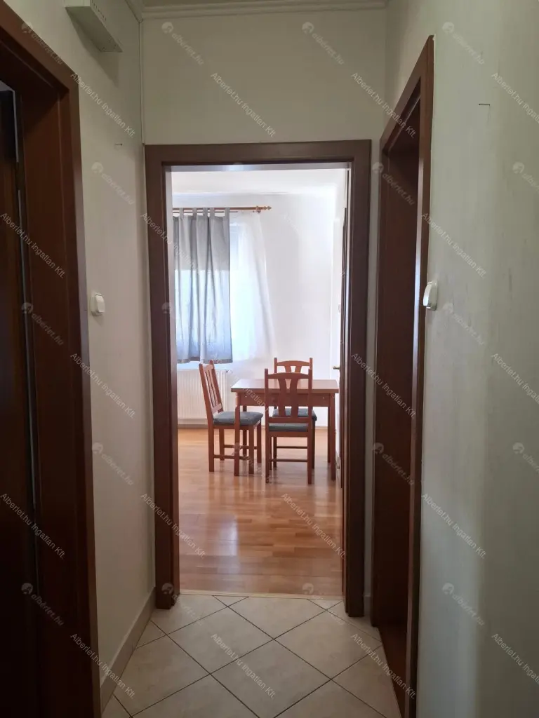 Kiadó albérlet 230000 Ft/hó áron: Budapest, XVIII. kerület  Szent Lőrinc sétány. Mérete: 51 nm, 2 szobás | Alberlet.hu - 6705376