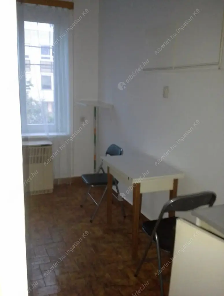 Kiadó albérlet 190000 Ft/hó áron: Budapest, XVIII. kerület  Thököly utca. Mérete: 40 nm, 1 szobás | Alberlet.hu - 6604842