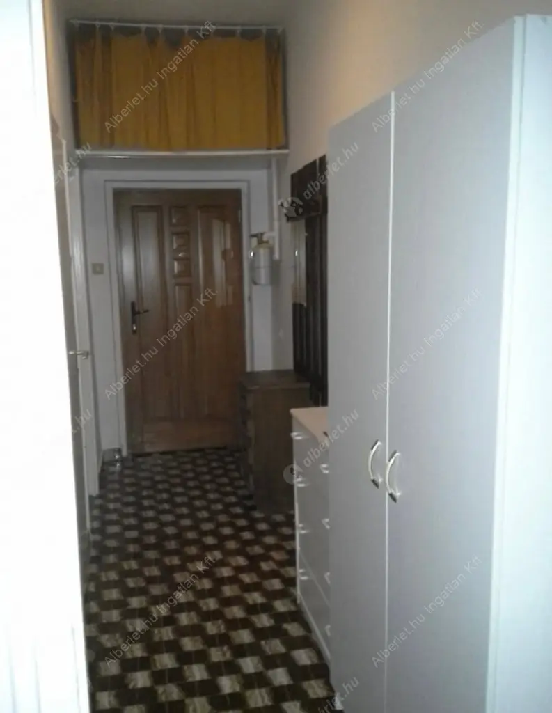 Kiadó albérlet 190000 Ft/hó áron: Budapest, XVIII. kerület  Thököly utca. Mérete: 40 nm, 1 szobás | Alberlet.hu - 6619091