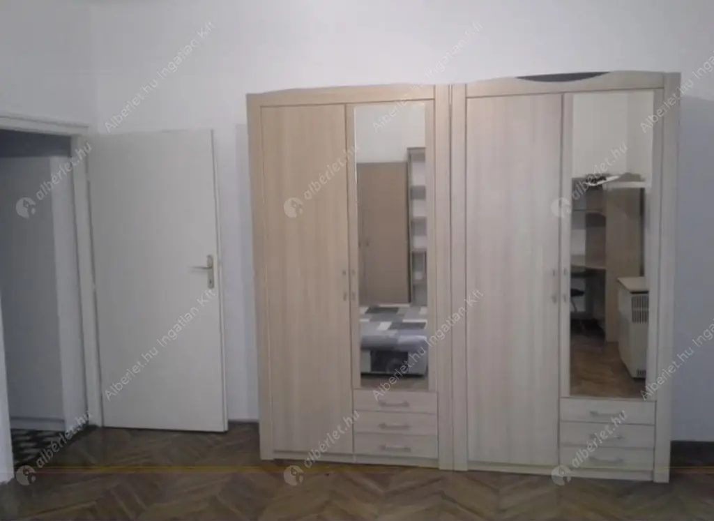 Kiadó albérlet 190000 Ft/hó áron: Budapest, XVIII. kerület  Thököly utca. Mérete: 40 nm, 1 szobás | Alberlet.hu - 6623294