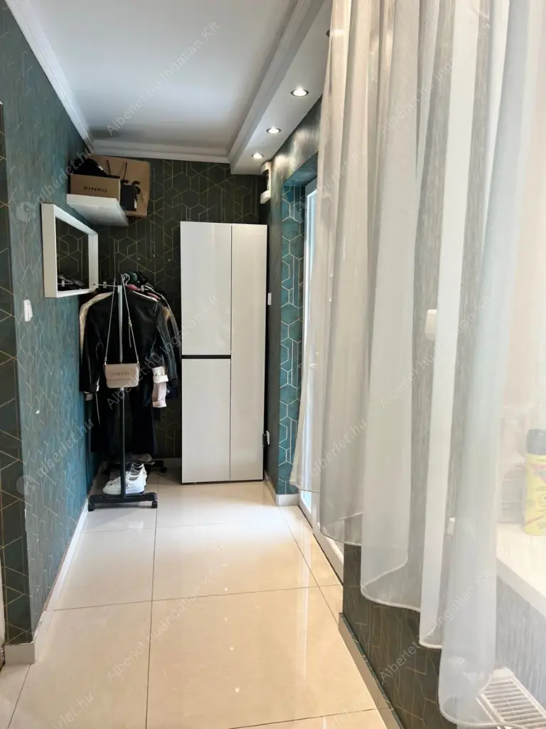 Kiadó albérlet 380000 Ft/hó áron: Budapest, XVIII. kerület  Üllői  út . Mérete: 80 nm, 3 szobás | Alberlet.hu - 6585647