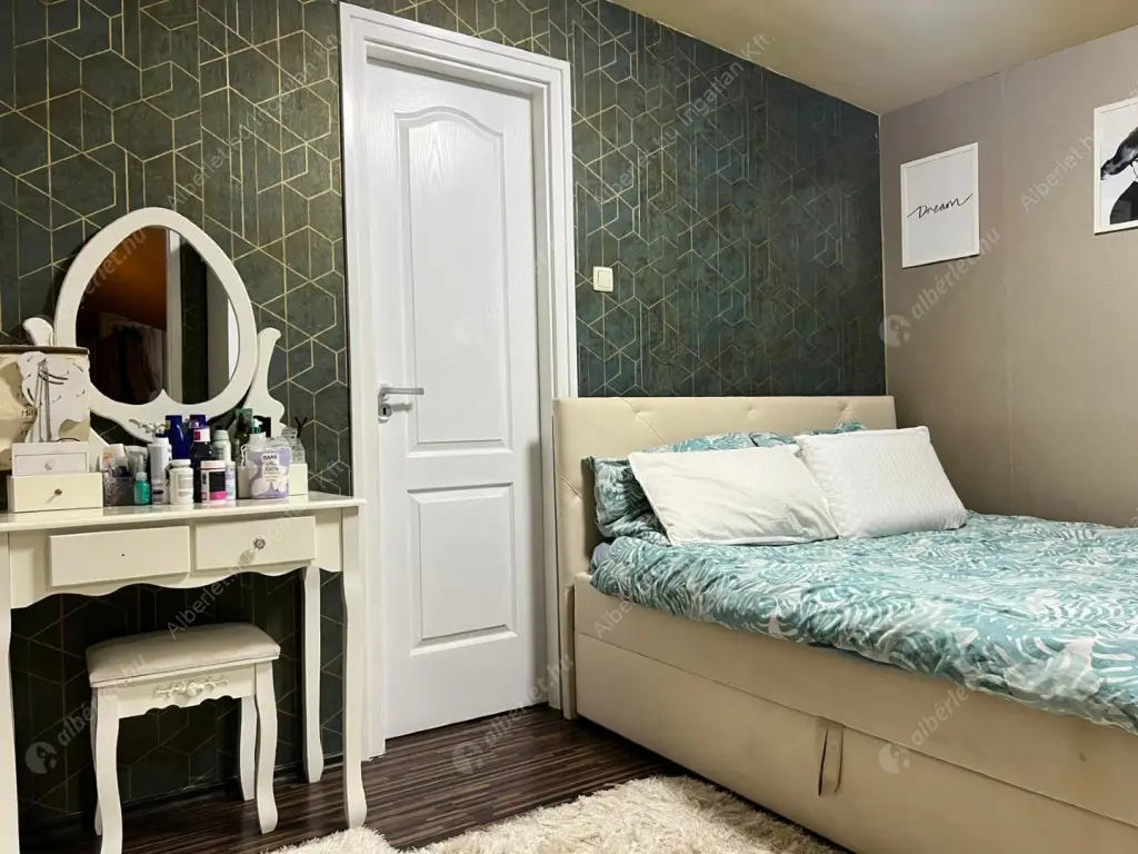 Kiadó albérlet 380000 Ft/hó áron: Budapest, XVIII. kerület  Üllői  út . Mérete: 80 nm, 3 szobás | Alberlet.hu - 6585654