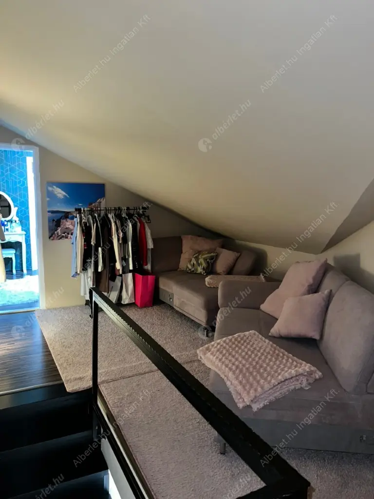 Kiadó albérlet 380000 Ft/hó áron: Budapest, XVIII. kerület  Üllői  út . Mérete: 80 nm, 3 szobás | Alberlet.hu - 6595302