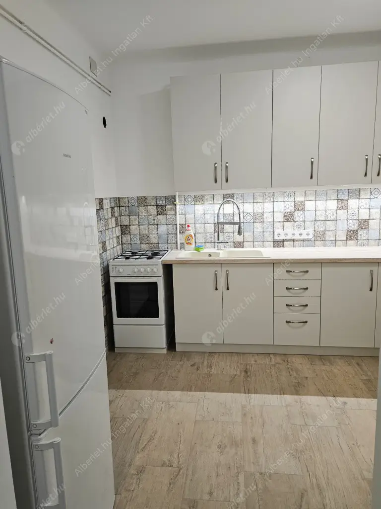 Kiadó albérlet 260000 Ft/hó áron: Budapest, XVIII. kerület  Zsolt utca. Mérete: 50 nm, 1 szobás | Alberlet.hu - 6628443